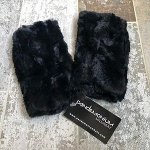Pandemonium Fingerless Gloves NWT